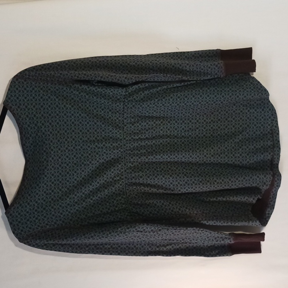 💥Eddie Bauer, size L, long sleeve, Baby Doll knit top - Picture 2 of 6